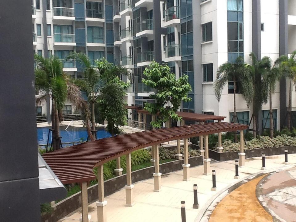 Palm Tree Genlex Condo Manila Eksteriør billede